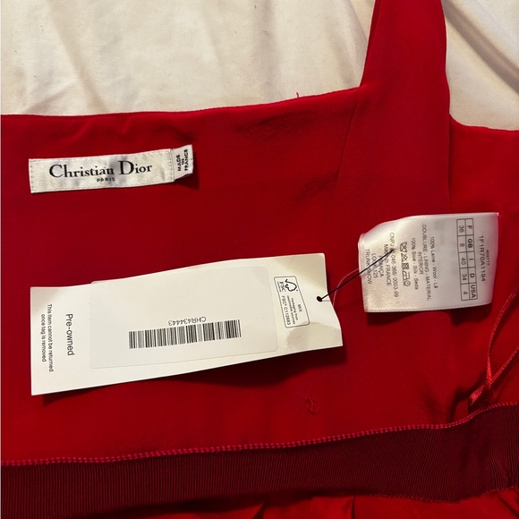 Váy Dior Women Short

Zipped Dress Red... - Picture 15 of 15